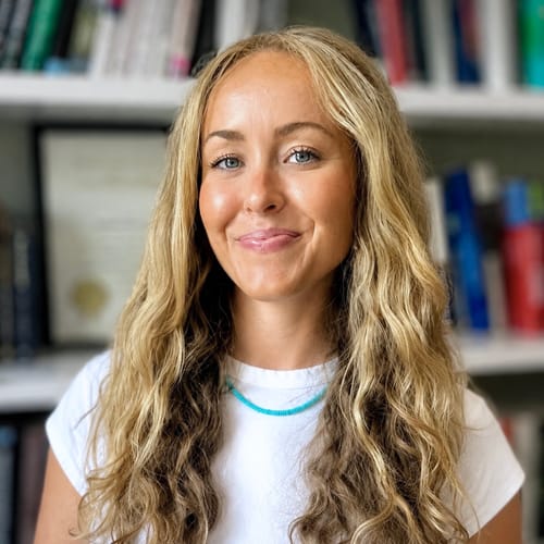 Headshot of Kim Kelly, LPC