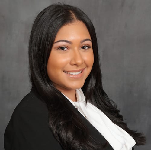 Headshot of Natalia Cimo, LMHC