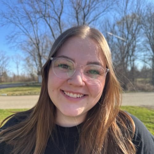 Headshot of Julie Phillips, LMSW