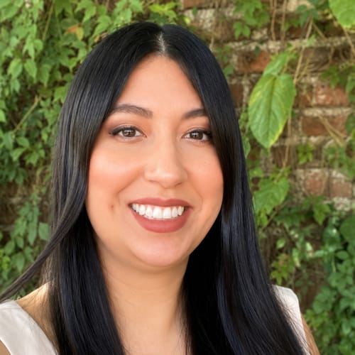Headshot of Fabiola Tenorio, LMFT