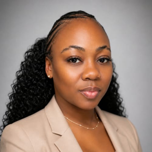 Headshot of Laura DeVore, LCSW