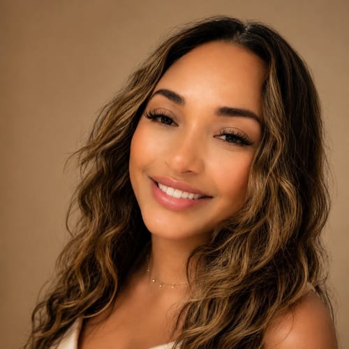 Headshot of Manuela Vargas, LPC