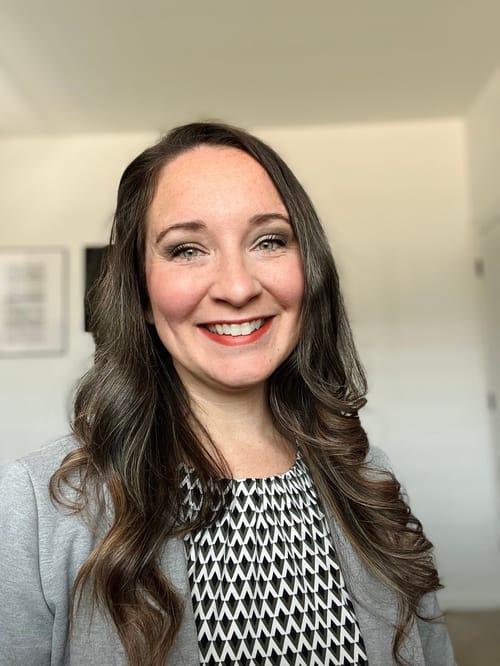 Headshot of Jacqueline Elliff, LPC