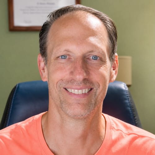 Headshot of James Gibson, LPC