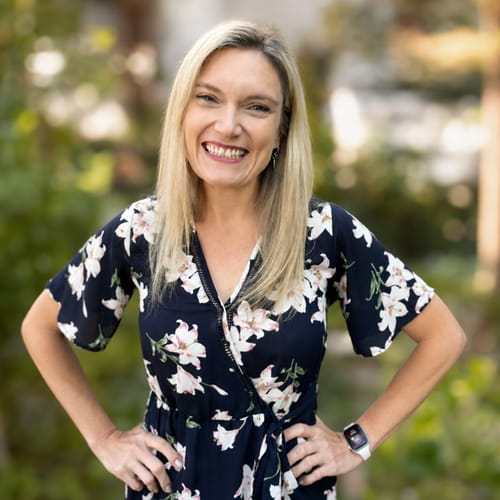 Headshot of Michon Dubbs, LPC