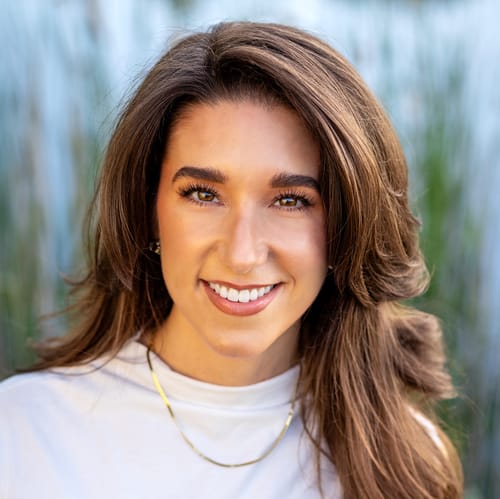 Headshot of Laura Allgire, LPC