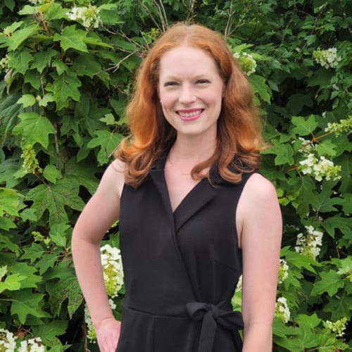 Headshot of Rachel Cash, LCSW