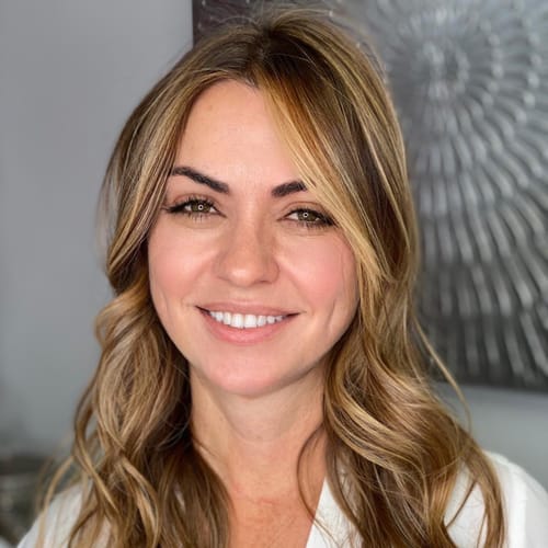 Headshot of Cristiane Lyndaker, LCSW