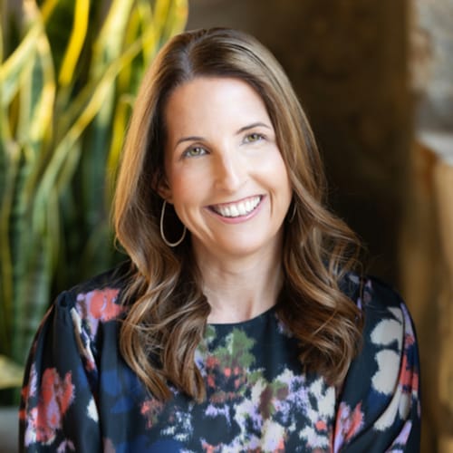 Headshot of Karen Gordon, LCSW