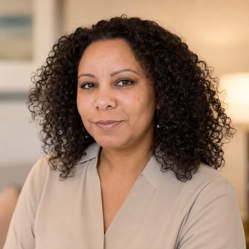 Headshot of Barbara Mann, LCSW