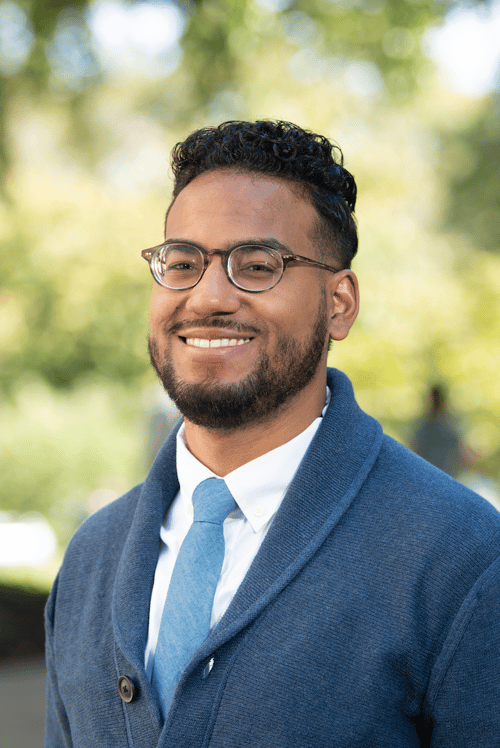 Headshot of Victor Figuereo, LICSW