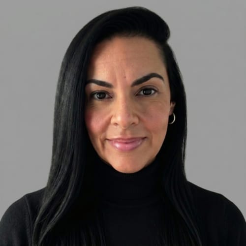 Headshot of Claudia Arango, LCSW
