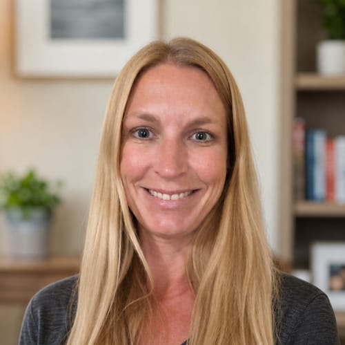 Headshot of Aimee Gandy, LCSW
