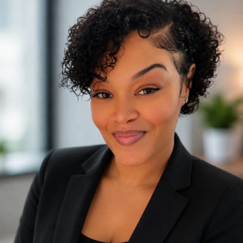 Headshot of Nicole Kelly, LMFT