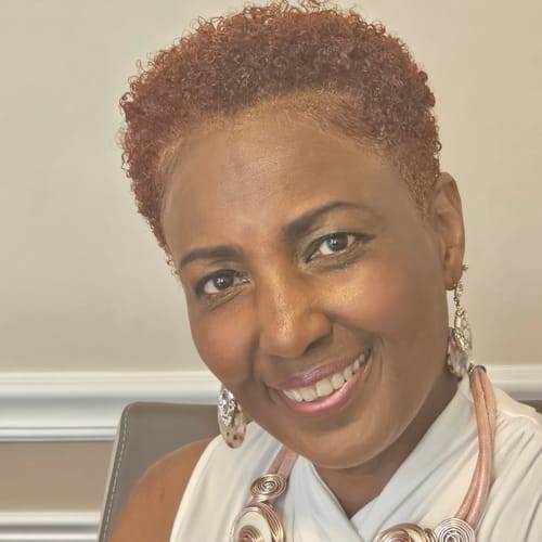 Headshot of Angelisa Guilford, LPC