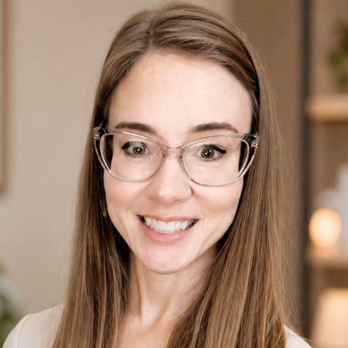Headshot of Callie Sanders, LCSW