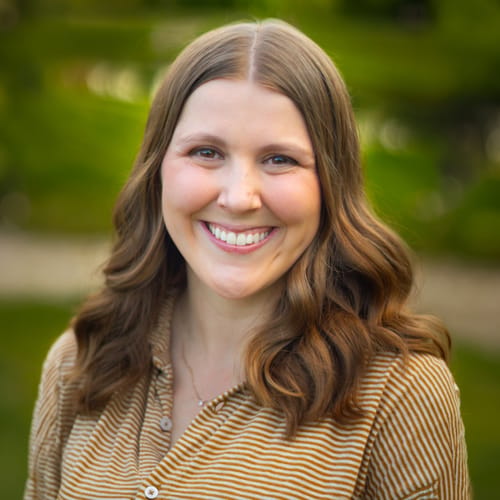 Headshot of Taylor Rieck, LCSW