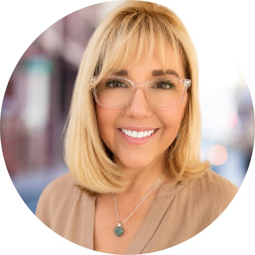 Headshot of Yvette Diaz De Tuesta, LCSW