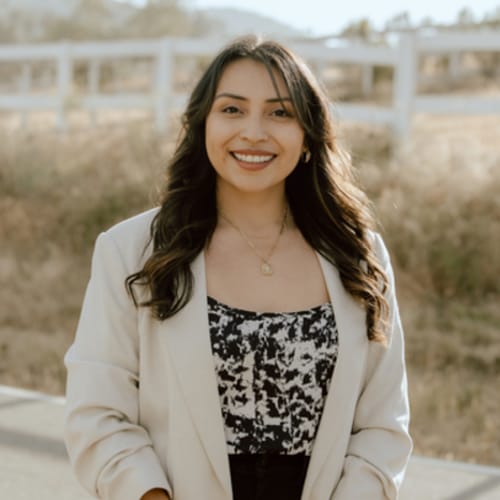 Headshot of Tracy Lara, LCSW