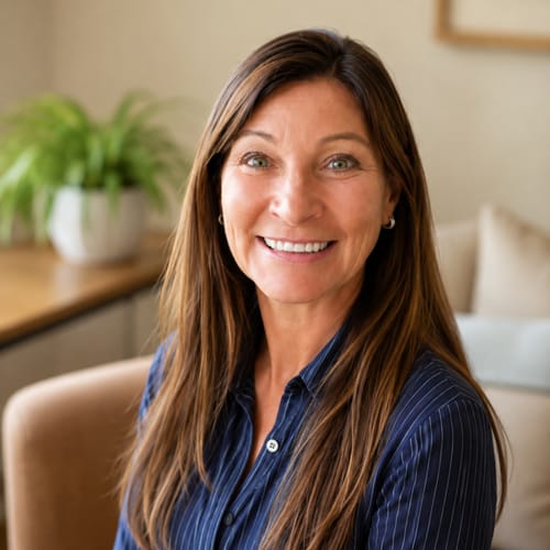 Headshot of Joanie Defibaugh, LISW