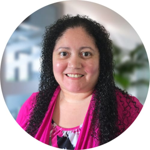 Headshot of Aurea De Los Santos, LCSW