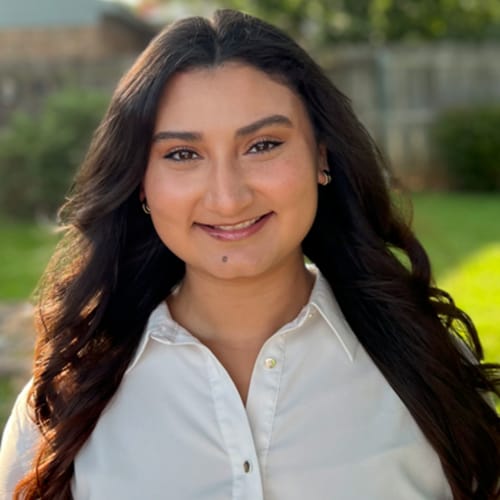 Headshot of Veronica Cantu, LPC