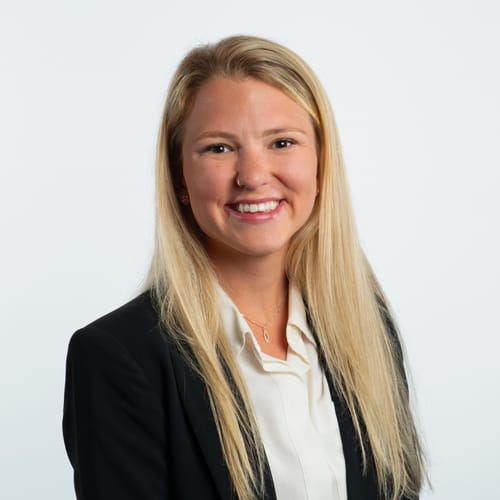 Headshot of Dawn Erlich, LCSW