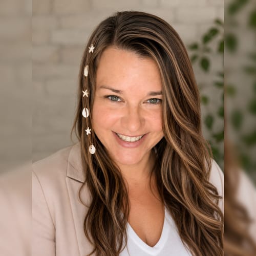 Headshot of Melissa Ray, LCSW