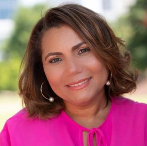 Headshot of Ana Hernandez, LPC
