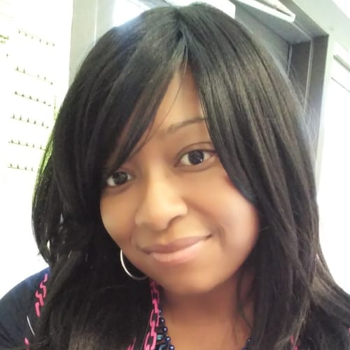 Headshot of LaToya Smith, LMHC