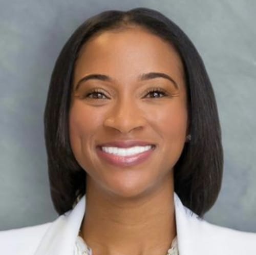 Headshot of Kavina Mcleod, LCSW