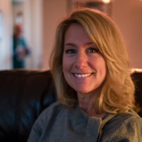 Headshot of Stacey Lasseter, LMHC