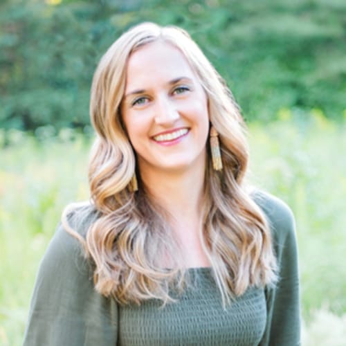 Headshot of Julianna Zellner, LCSW