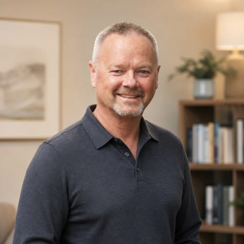Headshot of Gary McLuskie, LCSW
