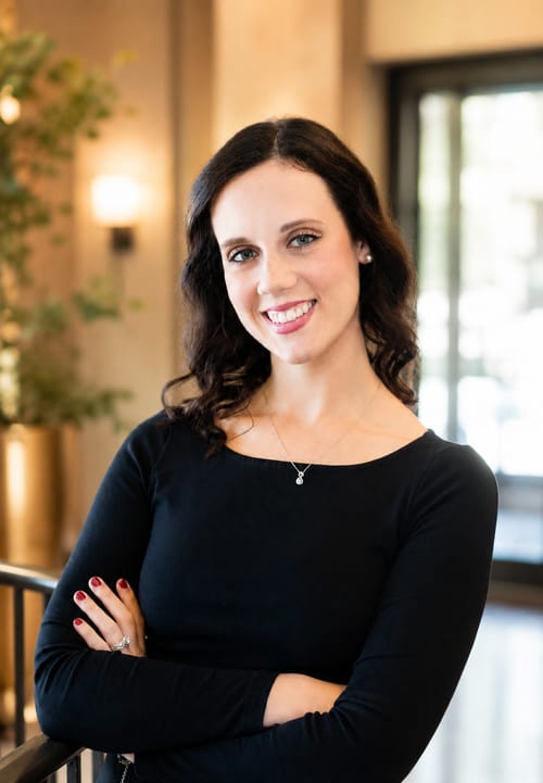 Headshot of Ashley Carter, LPC