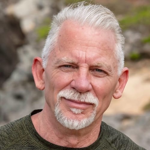Headshot of Dean Hall, LMFT