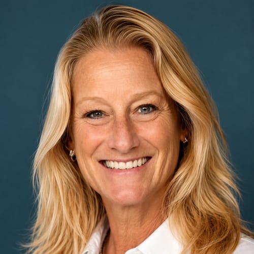 Headshot of Theresa Fiscina, LCSW