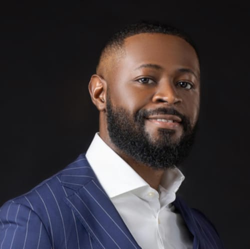 Headshot of Ayodeji Olawale, Dnp, APRN