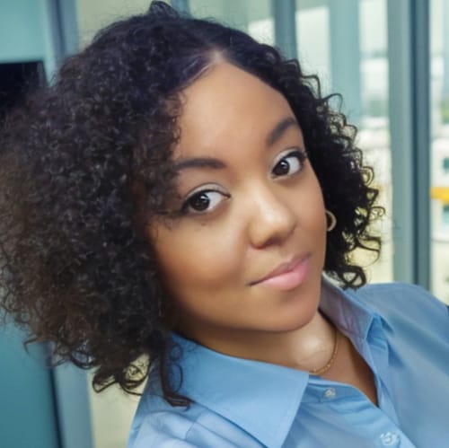 Headshot of Danyelle Sanders, LCSW