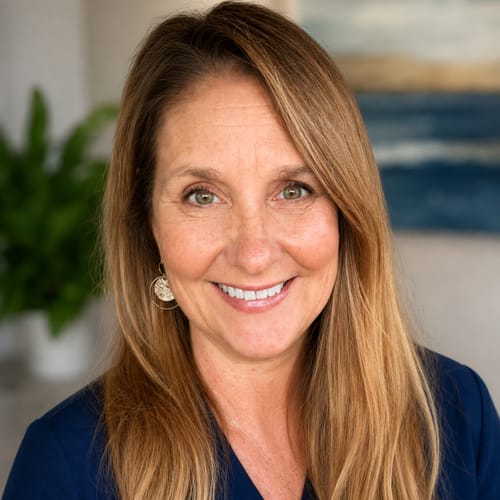 Headshot of Debra Leech, LCSW
