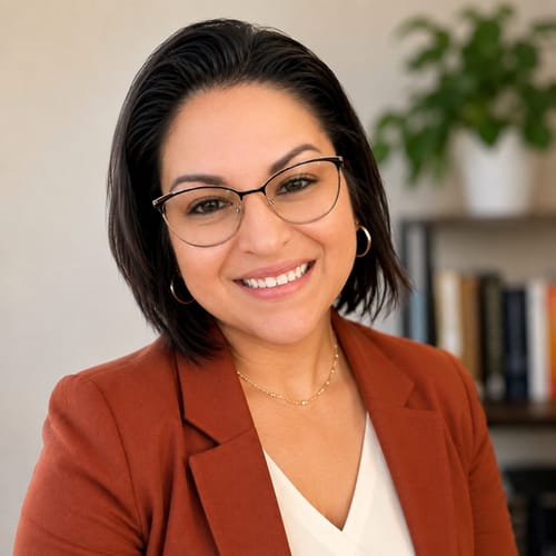 Headshot of Margarita DeLeon, LCSW