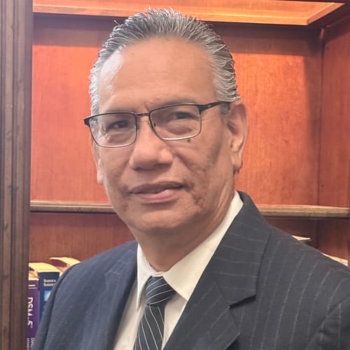 Headshot of Arturo Gonzalez, LPC
