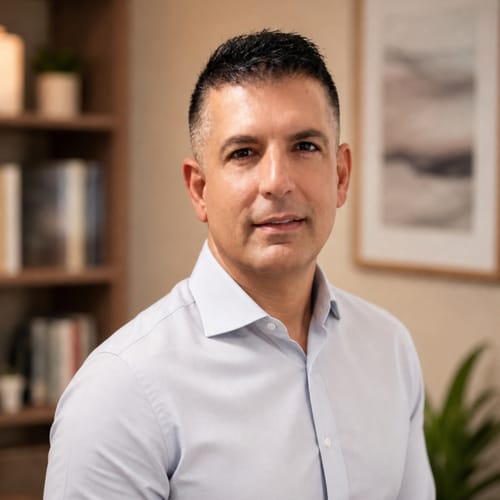 Headshot of Alberto Montero, APRN
