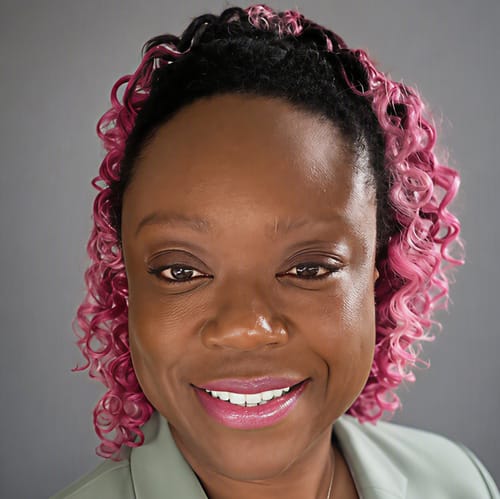 Headshot of Porsha Coates, LMHC