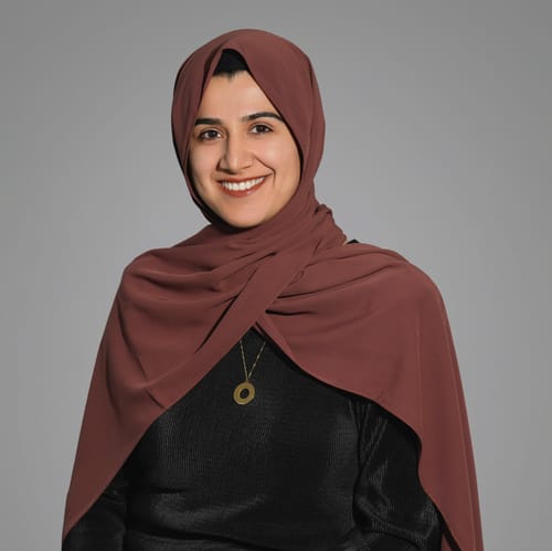 Headshot of Amna Ahmad, LPC