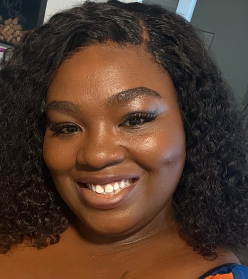 Headshot of Tenisia Adams, LCPC