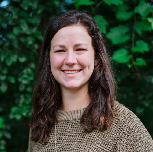 Headshot of Rachel Arnold, LMSW