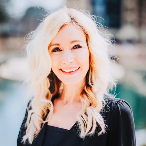 Headshot of LeAnne Suarez, LPC