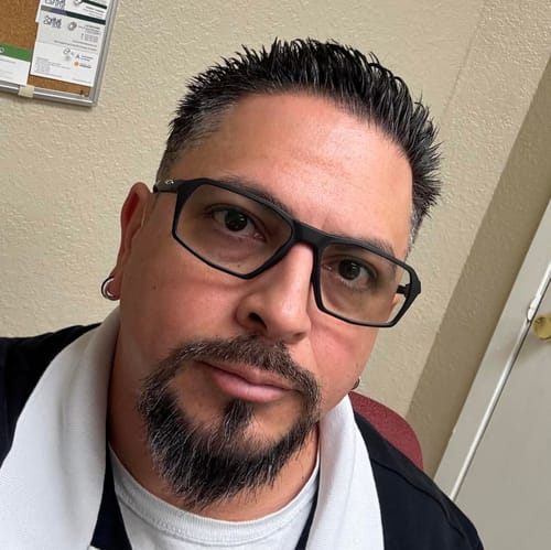 Headshot of Angel Ramos Estrada, LCSW