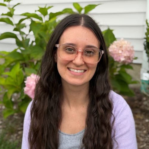 Headshot of Maria Thibodeau, LPC